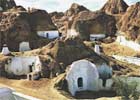 Guadix - hiszpańskie domy wykute w skałach
