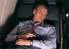 Jak wyspać się w samolocie?