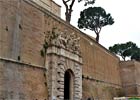 Jak dostać się za mury Watykanu?