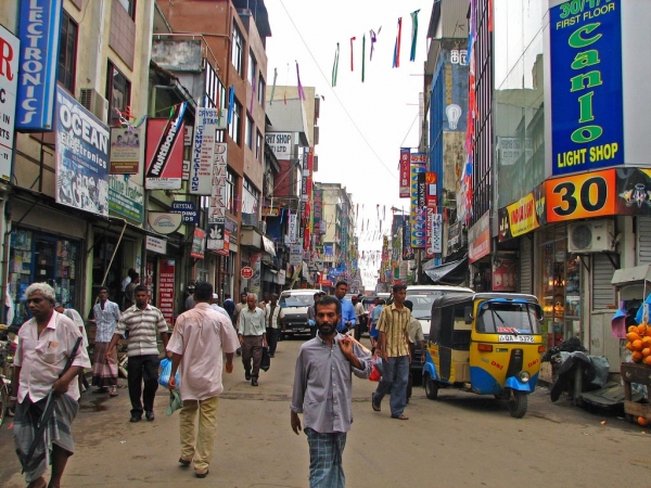 Zdjęcie ze Sri Lanki - boczna ulica colombo