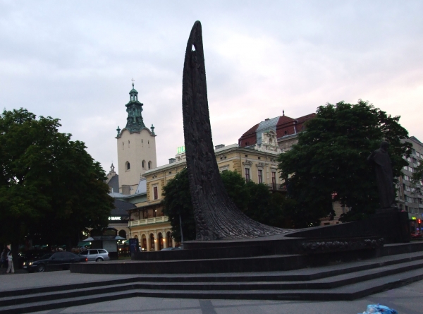 Zdjęcie z Ukrainy - pomnik Szewczenki