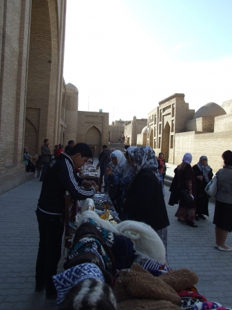 Zdjęcie z Uzbekistanu - uliczny handel