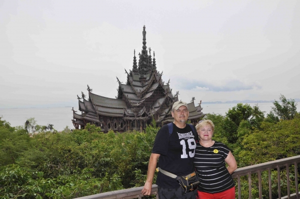 Zdjęcie z Tajlandii - Pod Sanktuarium Prawdy