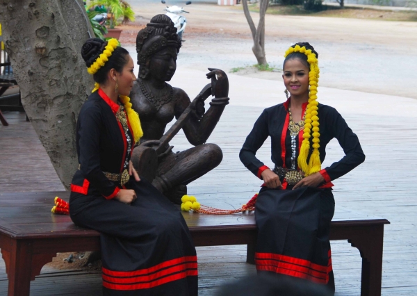 Zdjęcie z Tajlandii - Tajskie tancerki