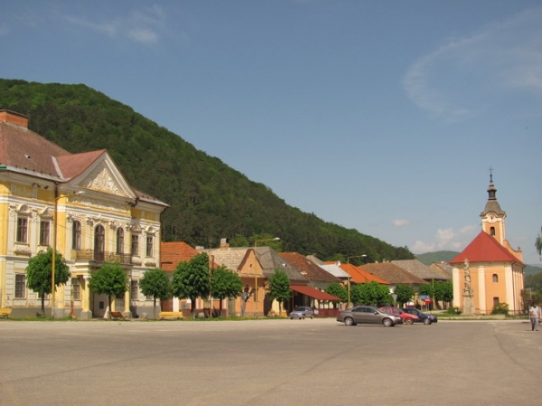 Zdjęcie ze Słowacji - Stitnik - plac centralny.