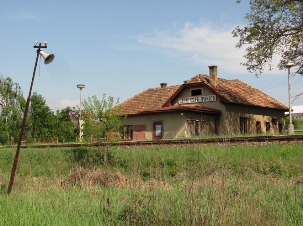 Zdjęcie ze Słowacji - Stacyjka kolejowa.