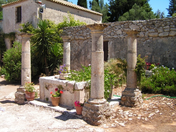 Zdjęcie z Grecji - klasztor Anafronitsisa