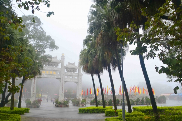 Zdjęcie z Chińskiej Republiki Ludowej - Gdzies tam w chmurach