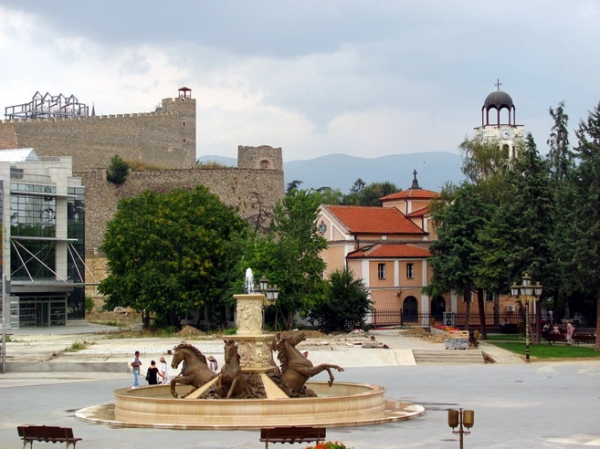 Zdjęcie z Macedonii - Plac Powst. Karposza.