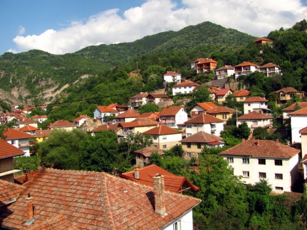 Zdjęcie z Macedonii - Kratowo - góry i domy I.