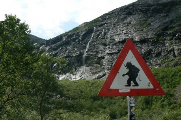 Zdjęcie z Norwegii - Ten znak zapowiada...