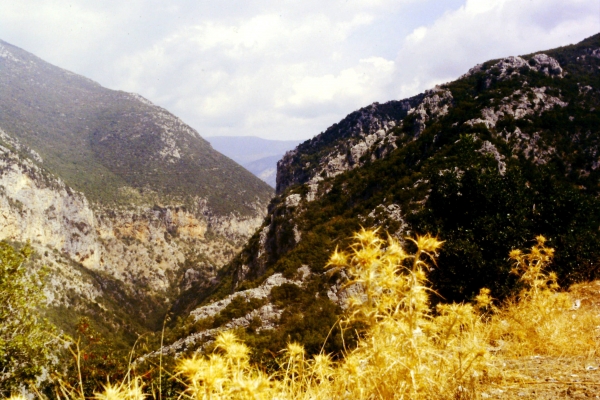 Zdjęcie z Grecji - przejazd przez góry