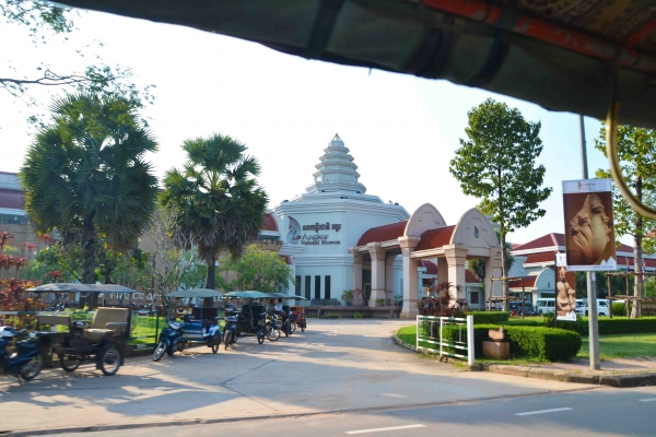 Zdjęcie z Kambodży - Angkor National Museum