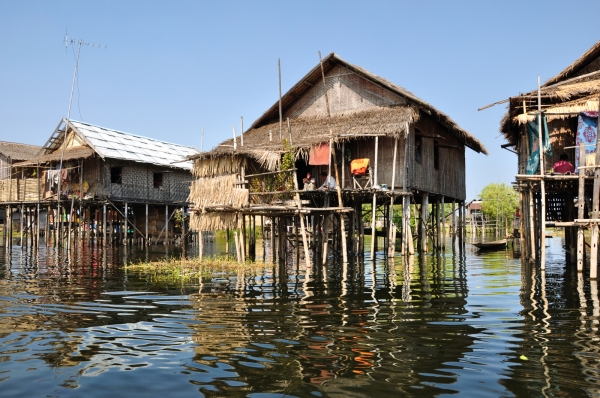 Zdjęcie z Birmy - jezioro Inle, Inn Paw Khone village 