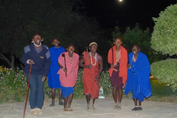 Zdjęcie z Kenii - wieczór z masajami z Amboseli