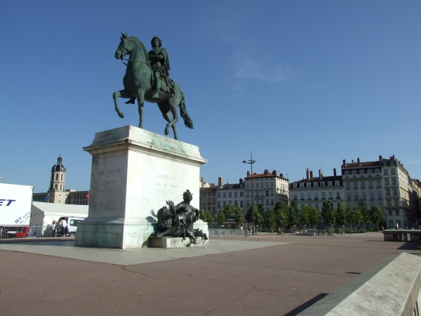 Zdjęcie z Hiszpanii - pomnik Ludwika XIV