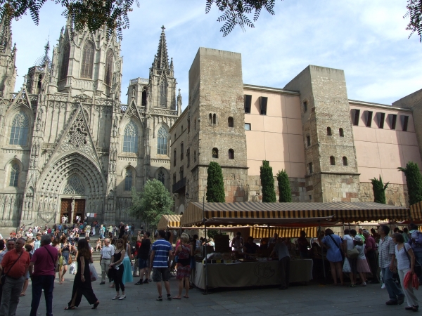 Zdjęcie z Hiszpanii - przed katedrą