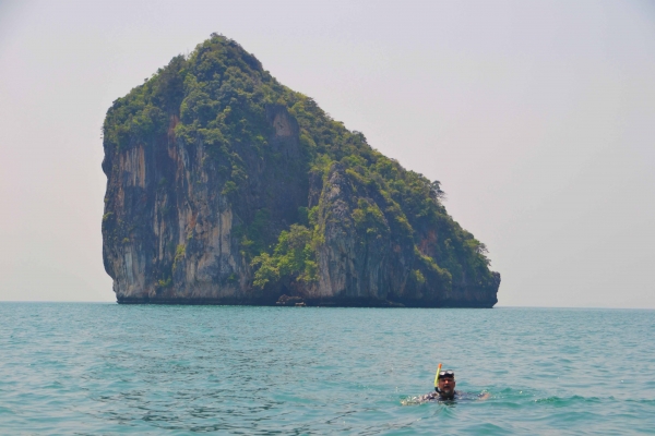Zdjęcie z Tajlandii - pierwszy postoj na snorkeling
