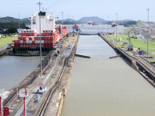 Zdjęcie z Panamy - PANAMA CANAL