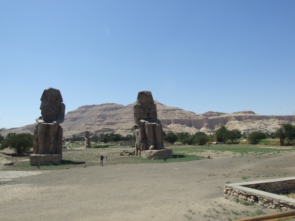 Zdjęcie z Egiptu - Kolosy Memnona