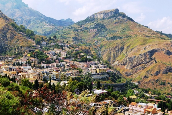 Zdjęcie z Włoch - za to widoki Taorminy z góry niezapomniane...