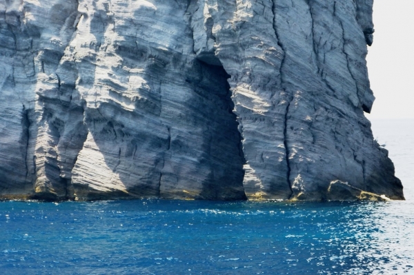 Zdjęcie z Włoch - piękne skalne formacje w drodze na Vulcano