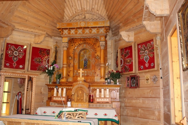 Zdjęcie z Polski - Ołtarz w kaplicy