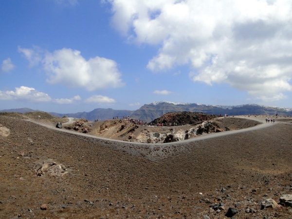 Zdjęcie z Grecji - Wulkaniczny krajobraz Nea Kameni.