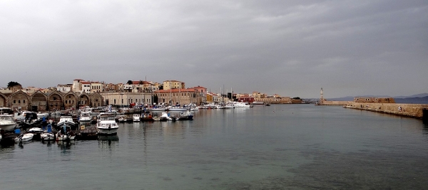 Zdjęcie z Grecji - Widok na port w Chanii.