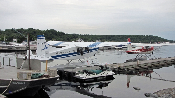 Zdjęcie z Kanady - Miasto Parry Sound, Ontario-przystań dla samolotów