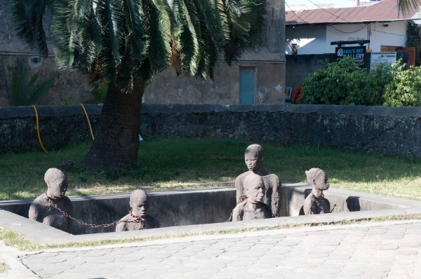 Zdjęcie z Tanzanii - pomnik niewolników