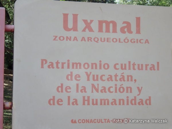 Zdjęcie z Meksyku - Wjeżdżamy do Uxmal