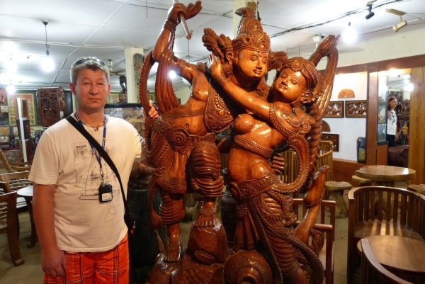 Zdjęcie ze Sri Lanki - taka rzeźba tylko 2000 USD! :)