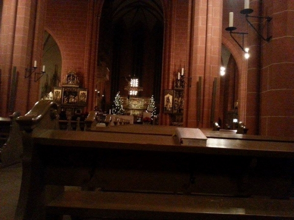 Zdjęcie z Niemiec - Jedno zdjęcie z wnętrza katedry, niestety krzywe :/