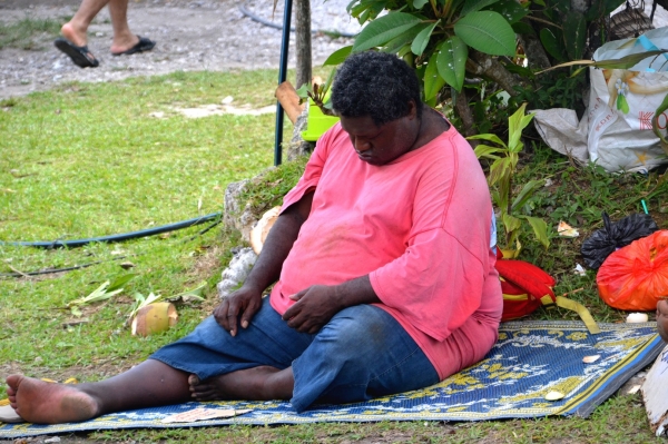 Zdjęcie z Nowej Kaledonii - Miejscowy spioch. Dla mieszkancow Nowej Kaledonii czas plynie powoli :)