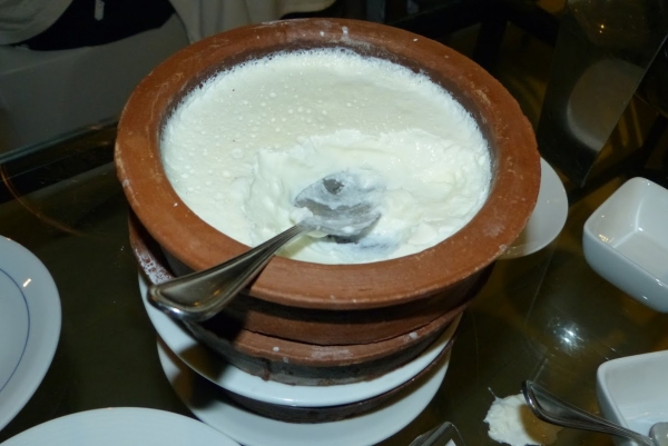 Zdjęcie ze Sri Lanki - Curd- smaczny deser lankijski z bawolego mleka; pyszota!