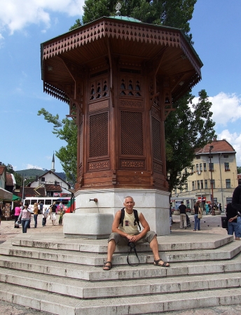Zdjęcie z Bośni i Hercegowiny - Fontanna w Sarajewie