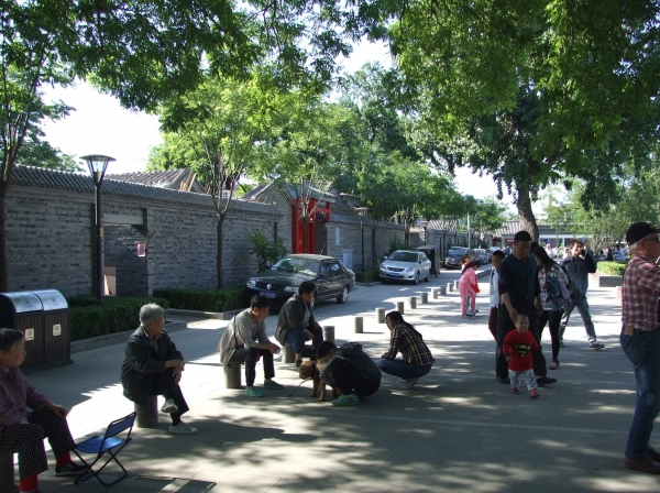 Zdjęcie z Chińskiej Republiki Ludowej - skwerek przy hutongu