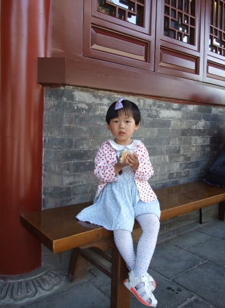 Zdjęcie z Chińskiej Republiki Ludowej - młoda turystka