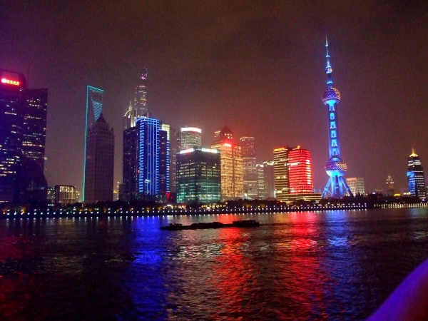Zdjęcie z Chińskiej Republiki Ludowej - nocny Szanghaj