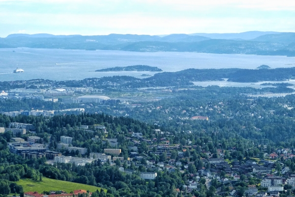 Zdjęcie z Norwegii - widok na Oslo i Oslofjord ze skoczni