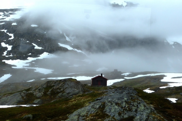 Zdjęcie z Norwegii - Mgliście, ale pięknie....