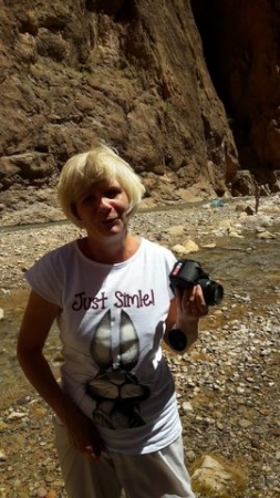 Zdjęcie z Maroka - Moczę nogi...a woda lodowata! Czego nie robi się dla zdjęcia :)
