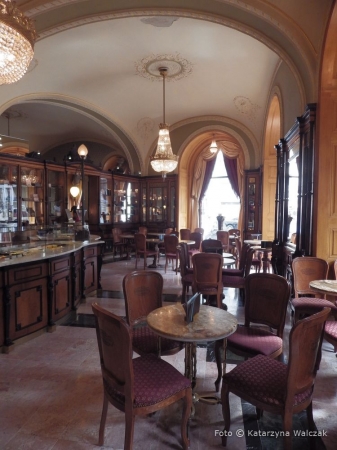 Zdjęcie z Węgier - Wnętrze kawiarni