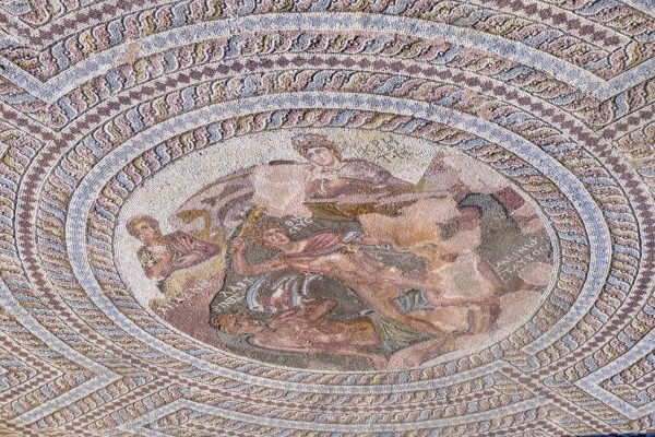 Zdjęcie z Cypru - Dom Tezeusza - i jego bajeczne posadzki z cennymi mozaikami