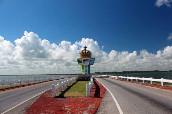 Zdjęcie z Kuby - Grobla łącząca Cayo Coco z lądem stałym-punk kontrolny