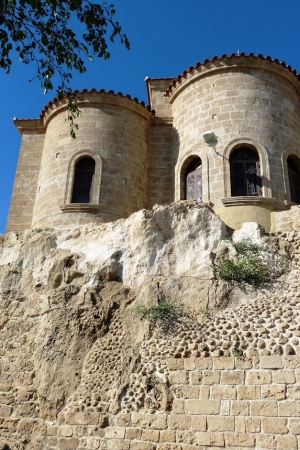 Zdjęcie z Cypru - Cerkiew Theoskepasti w Pafos ; niestety zamknięta więc nie pooglądamy sobie...