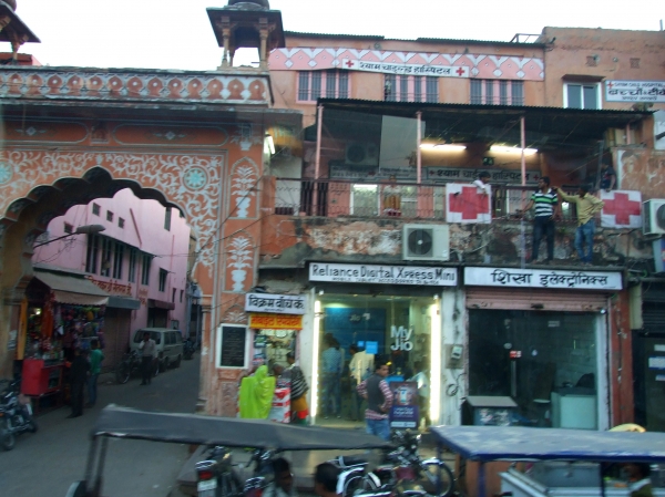 Zdjęcie z Indii - bramy Dżajpuru