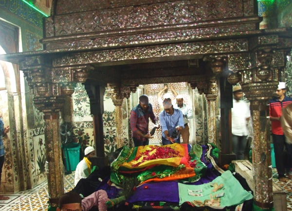 Zdjęcie z Indii - grób świętego