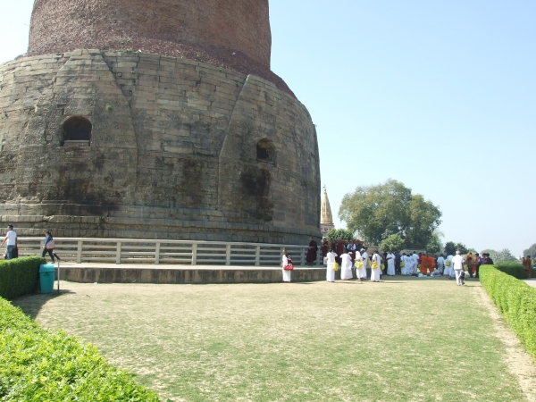Zdjęcie z Indii - stupa Dhamekh